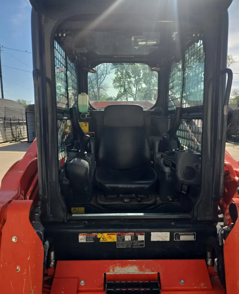 2012 Kubota SVL90 photo 19