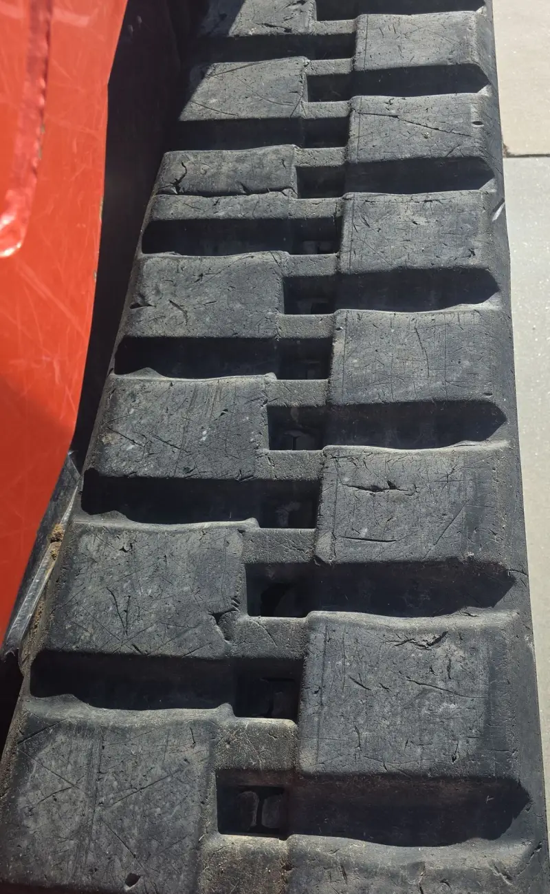 2012 Kubota SVL90 photo 44