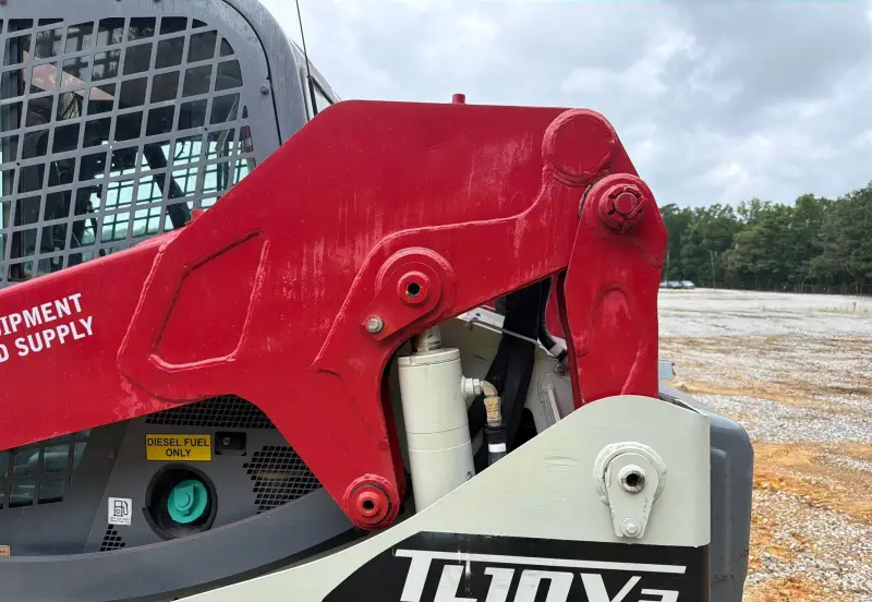 2022 Takeuchi TL10V2 photo 18