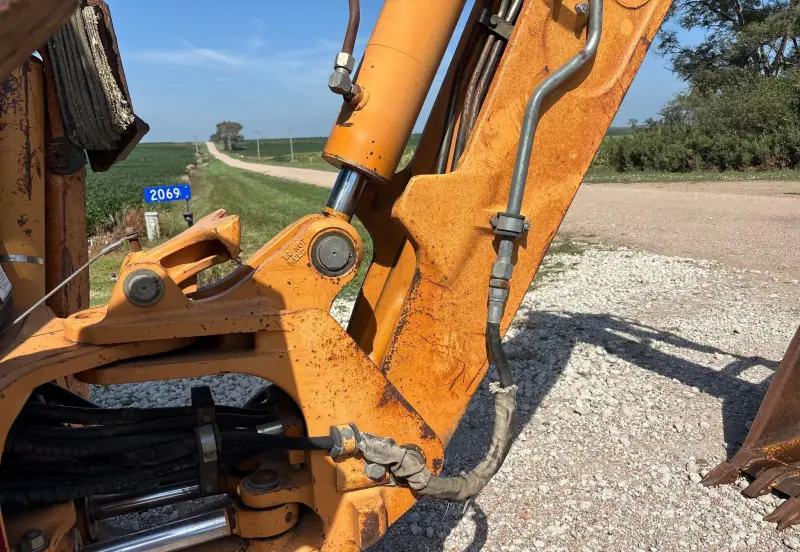 2001 Case 580 Super M photo 43