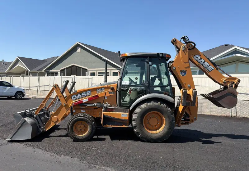 2012 Case 580 Super N photo 8