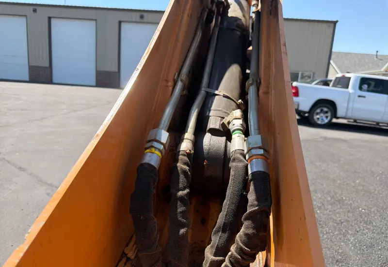 2012 Case 580 Super N photo 52