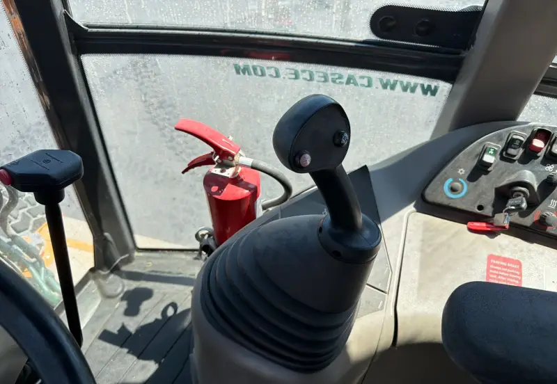 2012 Case 580 Super N photo 66