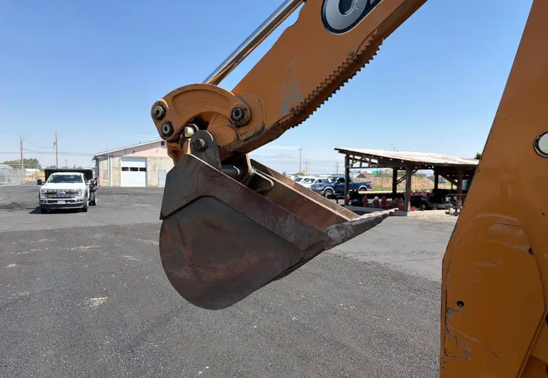 2012 Case 580 Super N photo 27