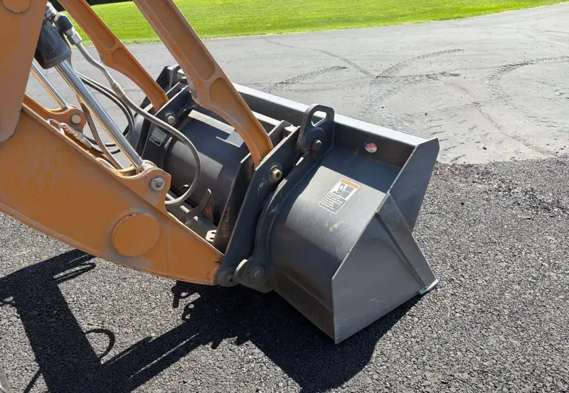 2012 Case 580 Super N photo 18