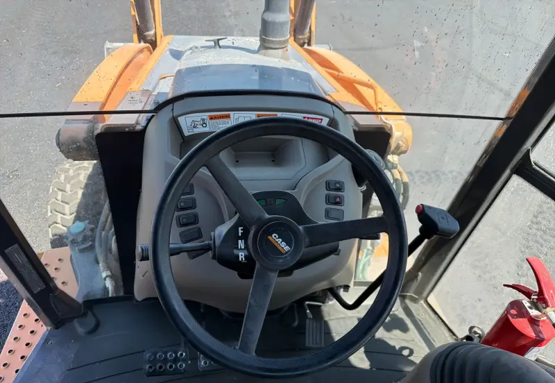 2012 Case 580 Super N photo 59