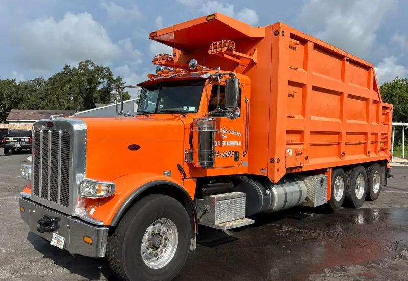 2012 Peterbilt 388 photo 1