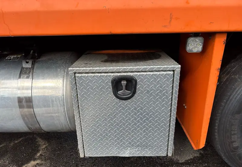 2012 Peterbilt 388 photo 12